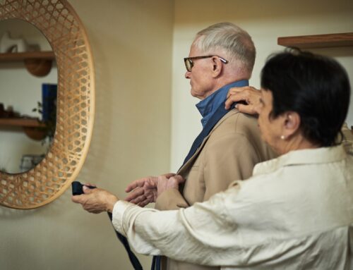 How Do You Know When Someone Needs Memory Care: A Family Guide